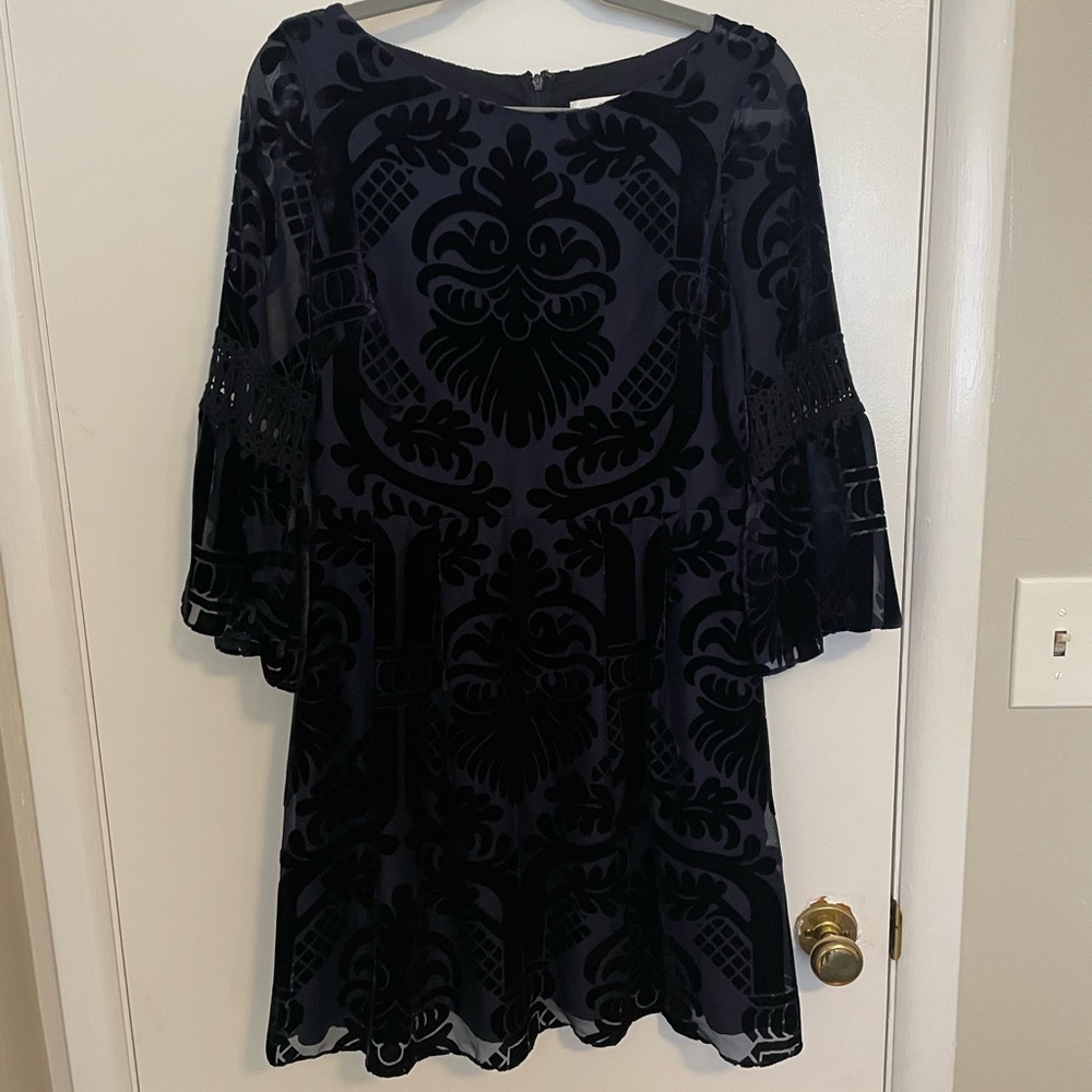Eliza J Bell Sleeve